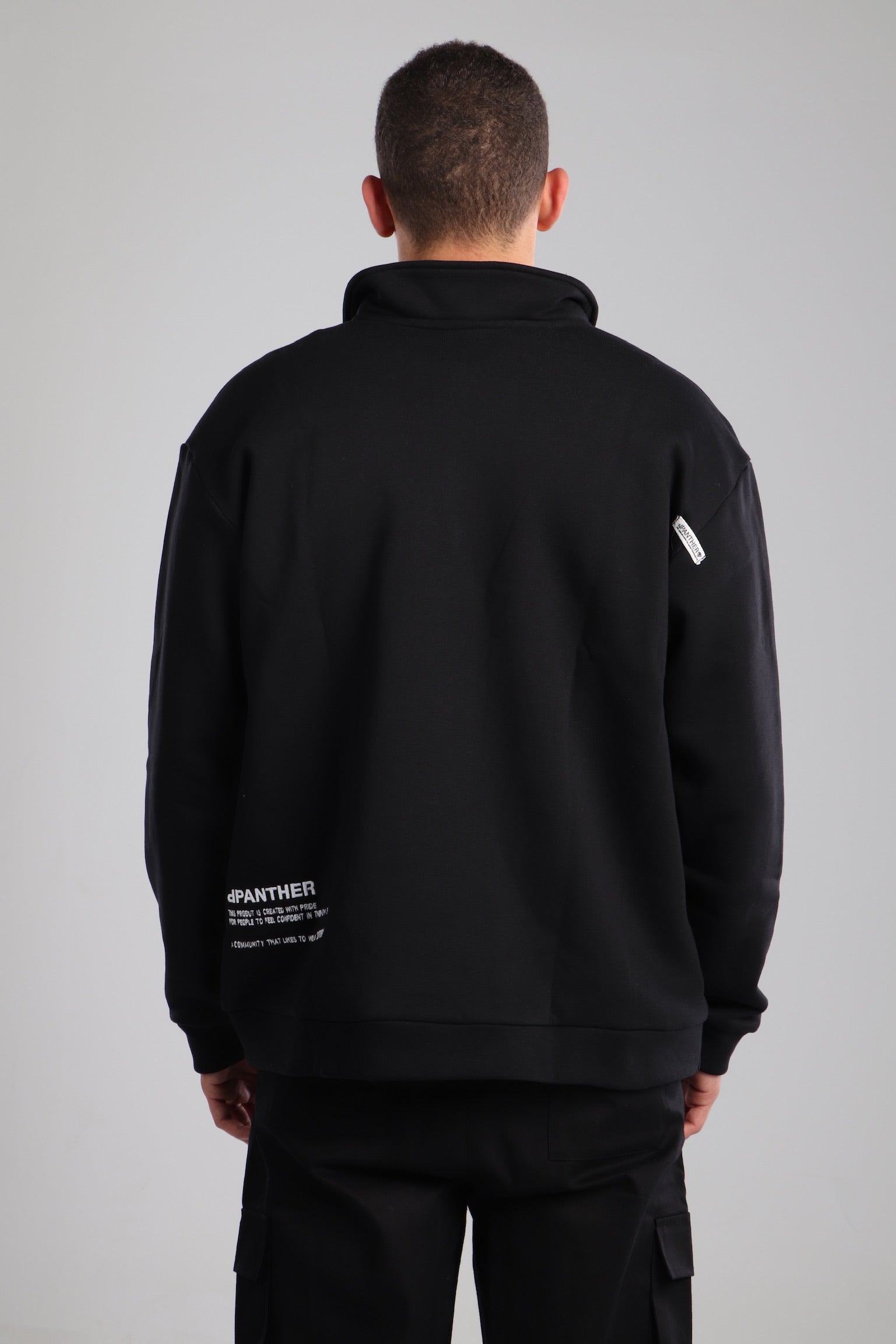 ZIP-UP SWEATSHIRT