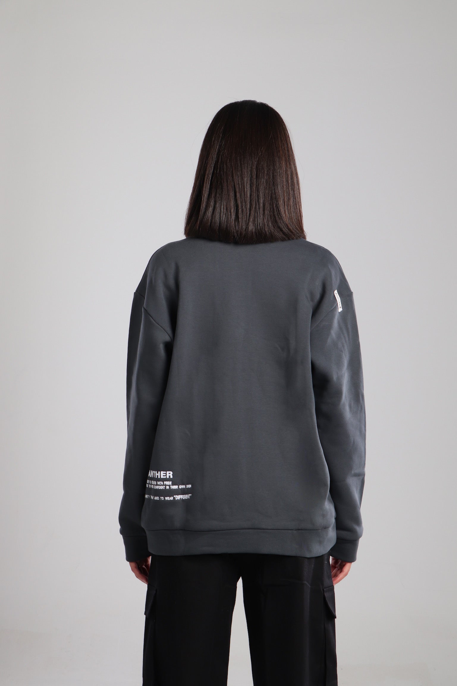 ZIP-UP SWEATSHIRT