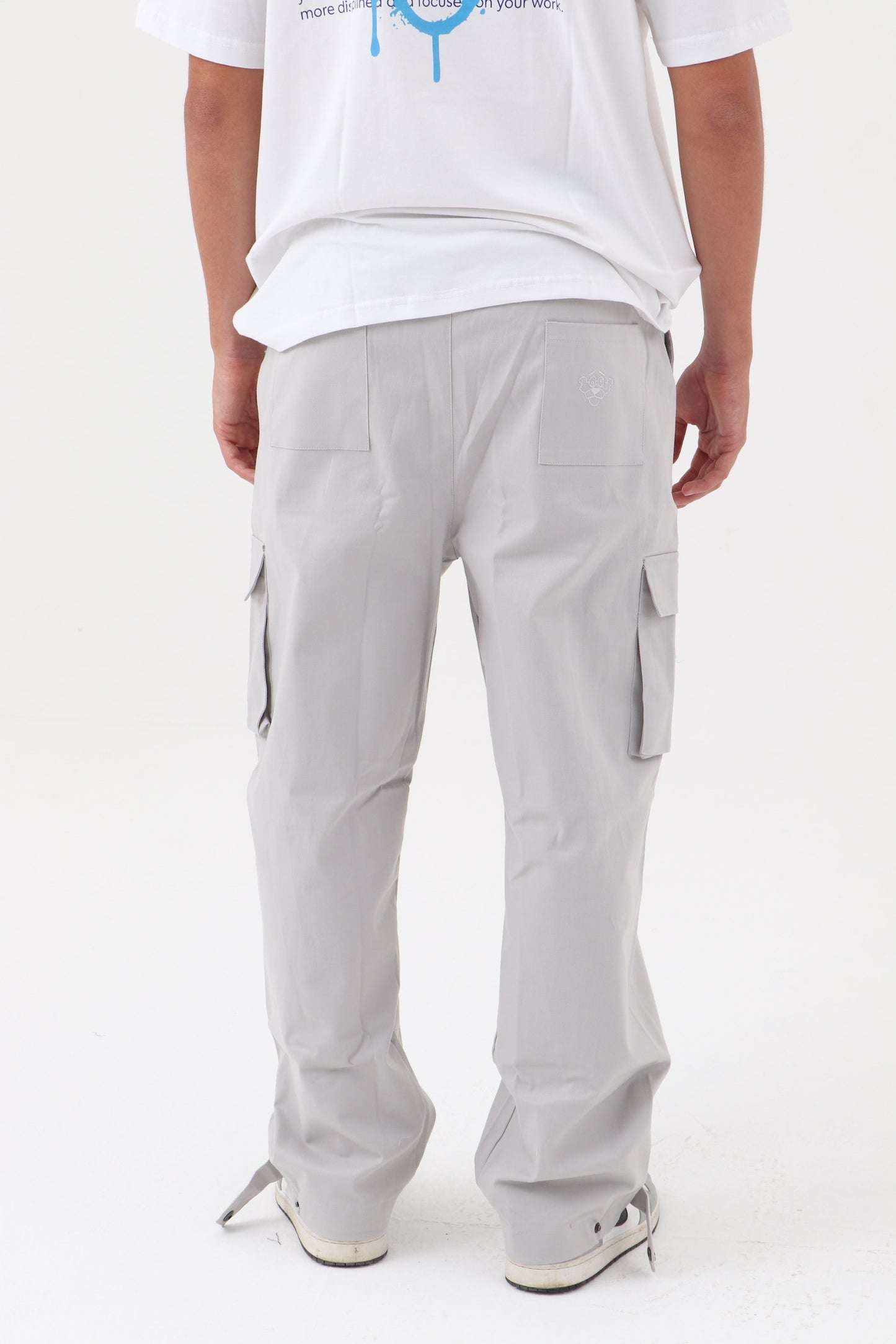 OVERSIZED CARGO PANTS