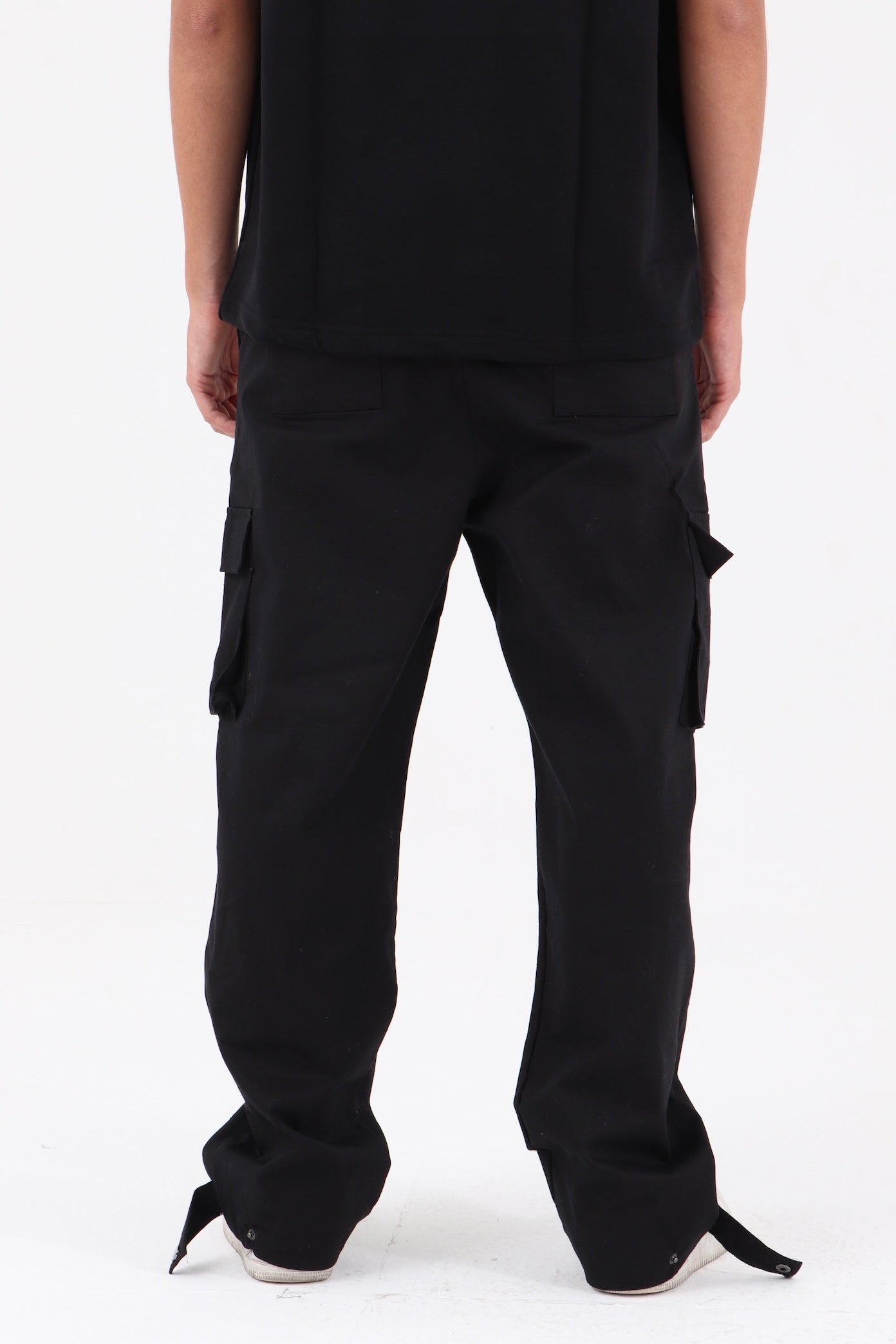 OVERSIZED CARGO PANTS